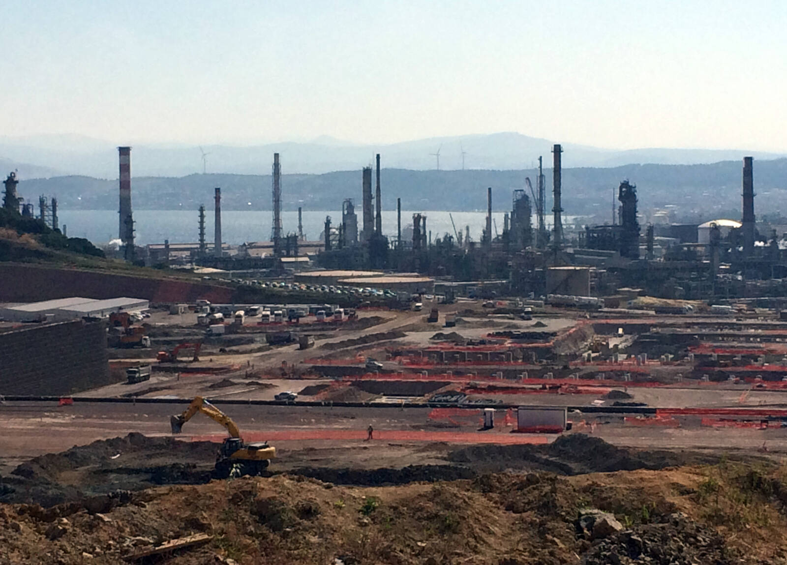 • Raffinerie SOACAR Izmir, Türkei